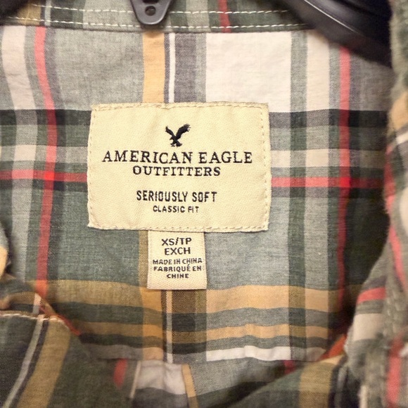 American Eagle Seriously Soft Plaid Button Down Shirt Men’s XS Green Classic Fit - Picture 2 of 6